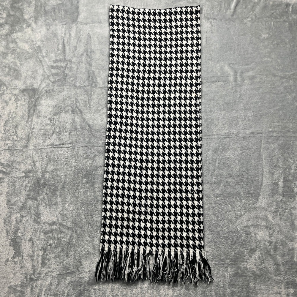Softer Than Cashmere Scarf Black White Houndstooth Fringe Winter Knit